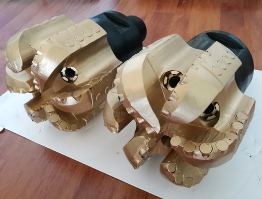 5.5 Inch Rock Drill Polycrystalline Diamond Compact Bits cho khoan khoan địa nhiệt