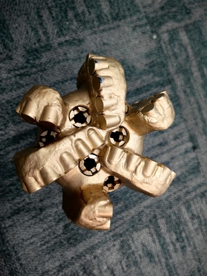 PDC khoan bit thân thép 6 1/2 inch PDC bit cho khoan đá cát