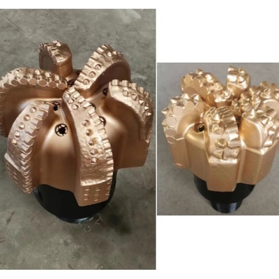 Rồi khoan PDC khoan bit với nhiều vòi và lưỡi để khoan hiệu quả