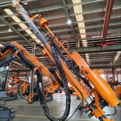 152-203mm Hole Range Bề mặt Integrated Rock Drill Rig Với độ sâu lỗ tối đa 35 M Và xử lý tự động