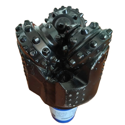 30 M Độ sâu lỗ tối đa Sổ khoan đá tích hợp với cabin và ống khoan 114mm OD