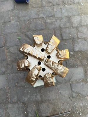 Máy khoan PDC 8 Blade có thể tùy chỉnh cho khoan giáp nhiệt ở mọi kích thước