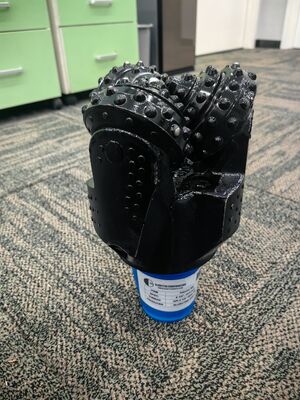 IADC637 6 1/2 inch Tricone đá bit nhà cung cấp API răng thép TCI Tricone đất sét bit nước giếng khoan bit