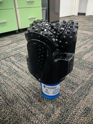 IADC637 6 1/2 inch Tricone Rock Bit với Tungsten Carbide Inserts cho khoan hình thành cứng